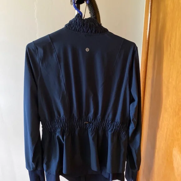 Lululemon jacket - Picture 3 of 3